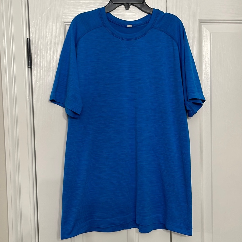 Lululemon Mens Blue Short Sleeve Shirt Large